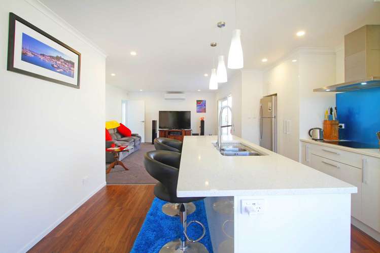 43a Doment Crescent Orewa_10