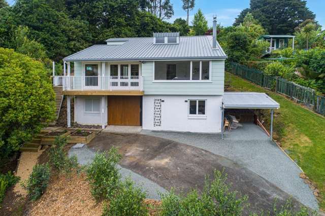 Spacious, Private & Close to Town and Hospital