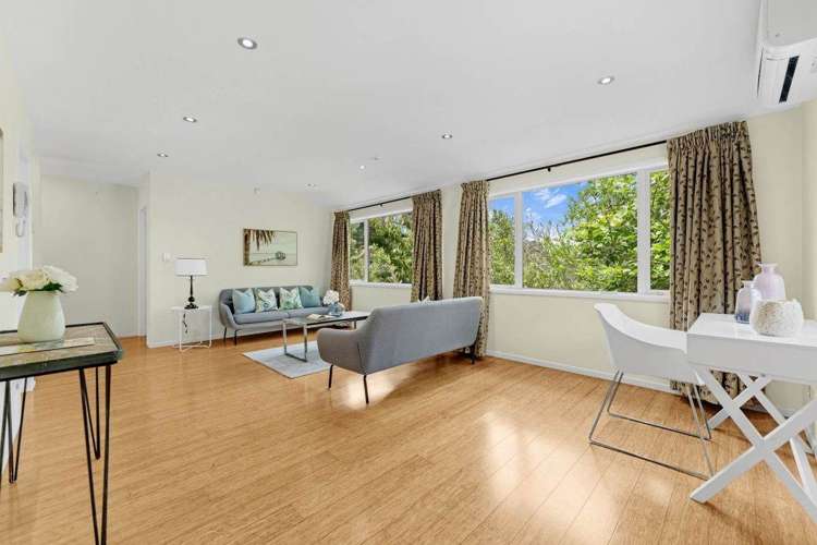 10a Aldersgate Road Hillsborough_14