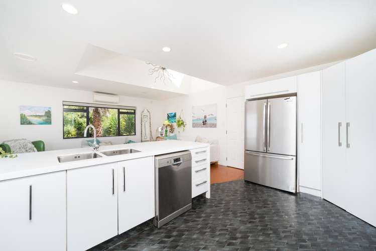 49 Schnell Drive Kelvin Grove_3