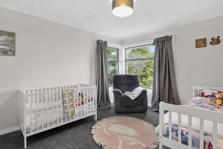 75 Easther Crescent Kew_11