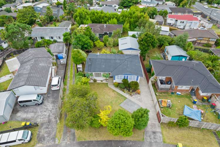 5 Bellringer Road Massey_23
