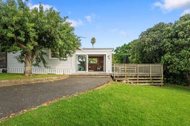 8/142 Stanmore Bay Road_4