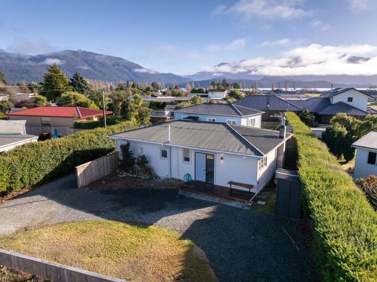 51A Matai Street Te Anau_27