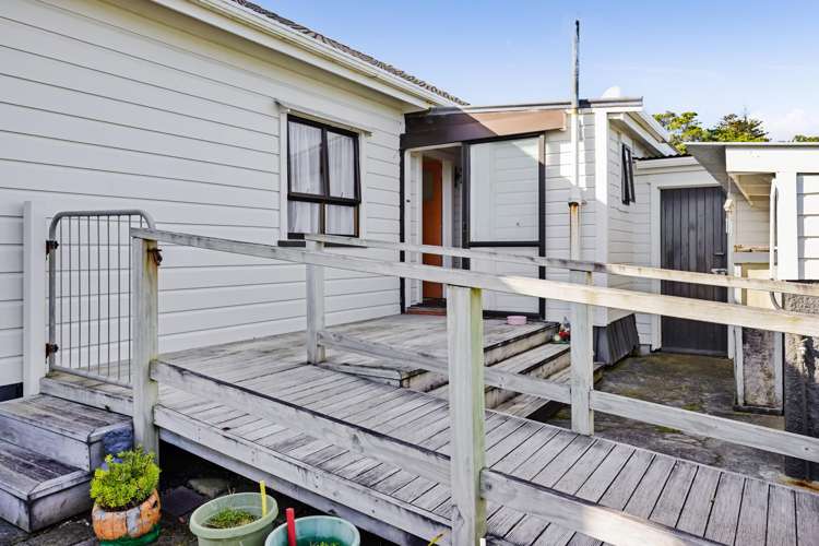 158 Tasman Street Opunake_17