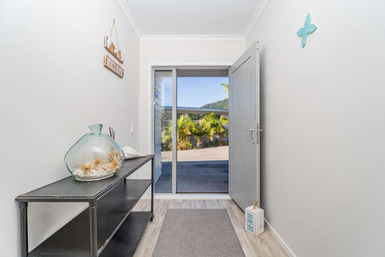 10 Oceanair Drive_2