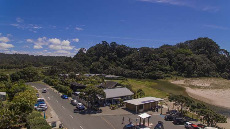 11 Pye Place Hot Water Beach_12