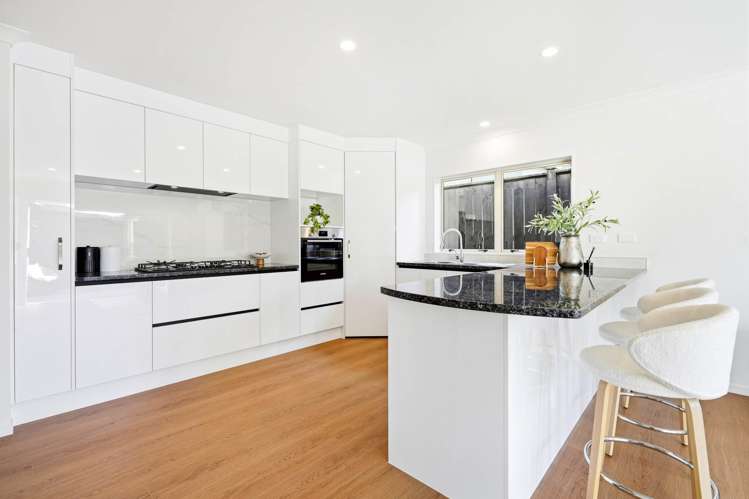 22 Walter Haddrell Crescent East Tamaki_14
