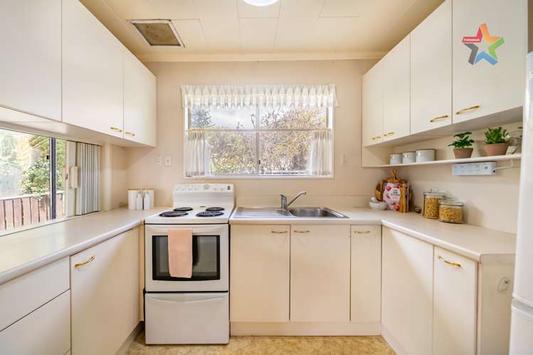 48 Kings Crescent Lower Hutt_7