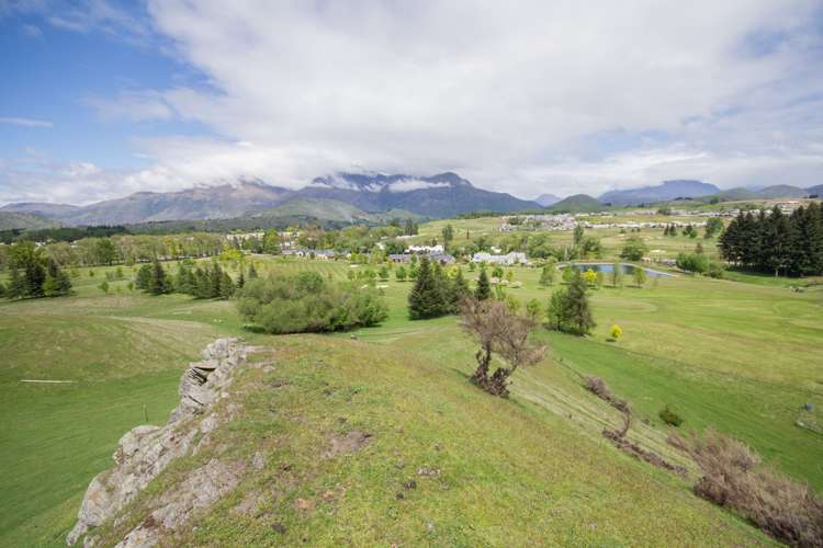 9 Malaghans Road Arrowtown_11
