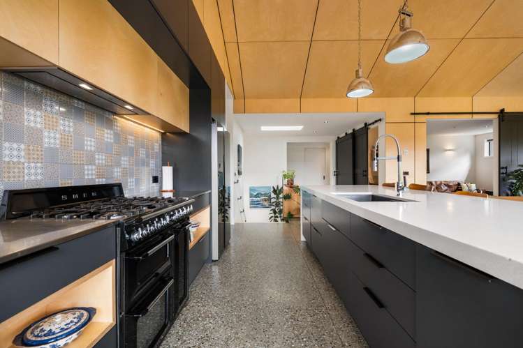 37 Pendeen Crescent Jacks Point_8