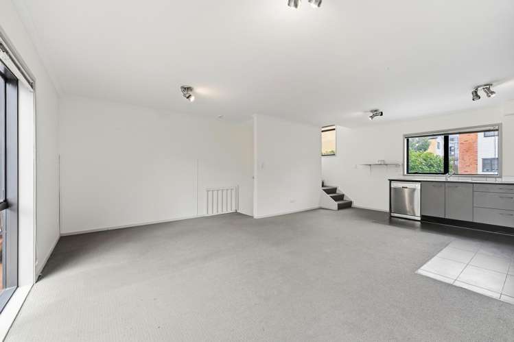 223/172 Mcleod Road Te Atatu South_7