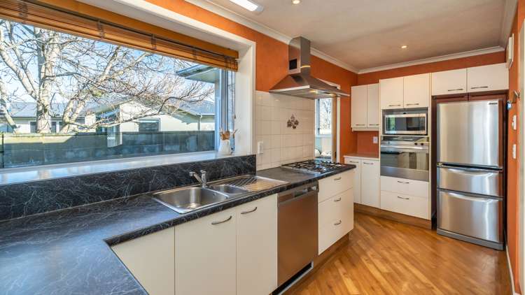 2/16 Oldham Crescent Halswell_5