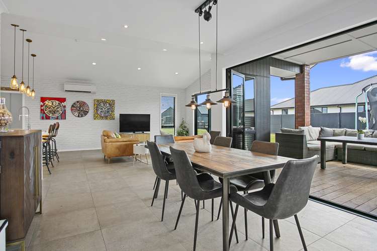 65 Alan Livingston Drive Cambridge_6