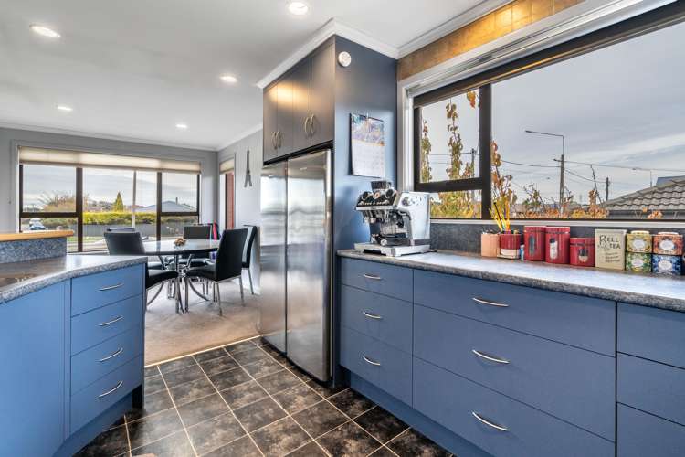 254 North Road Waikiwi_1