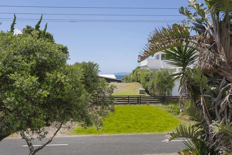 211 Mangakahia Drive Whangapoua_22
