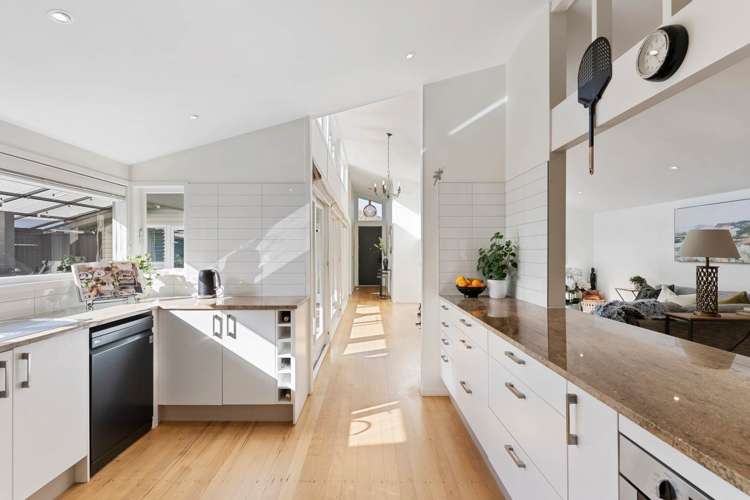 11 Janet Street Sunnyhills_24