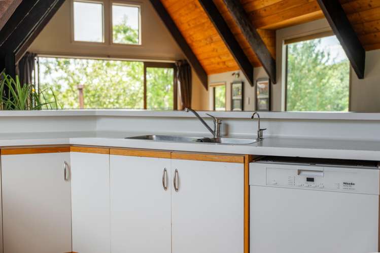 27 Wilcox Road Seaward Bush_5