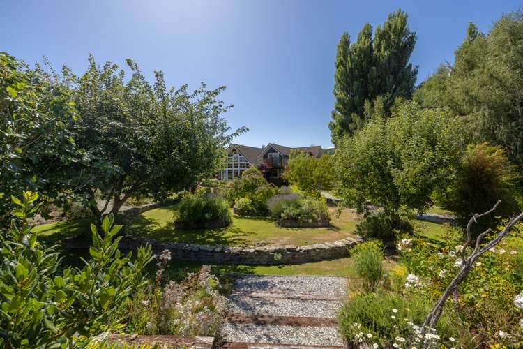 270 Beacon Point Road Wanaka_30