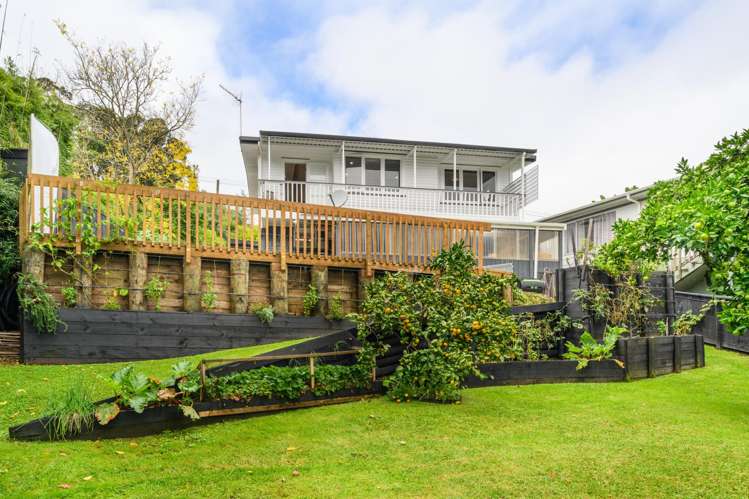 13 Jessie Street Parahaki_18