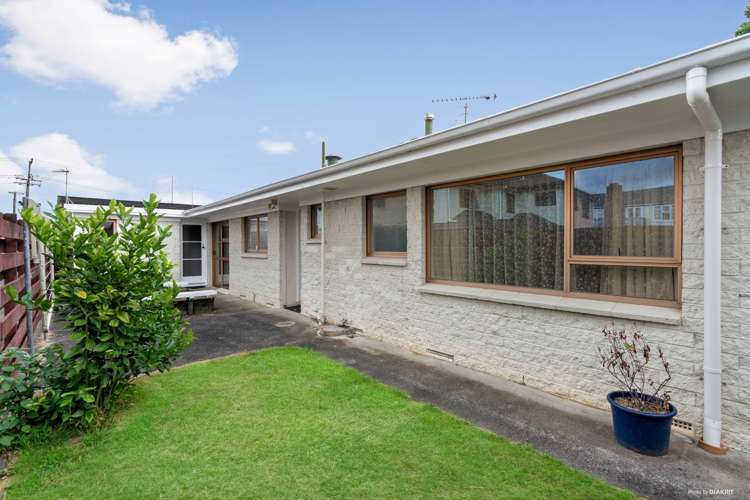 2/205 Saint George Street Papatoetoe_1