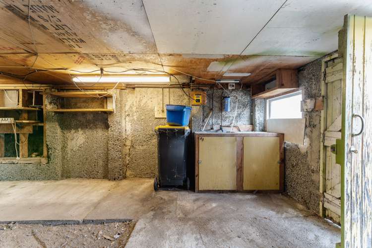 7 Westland Street Green Island_23