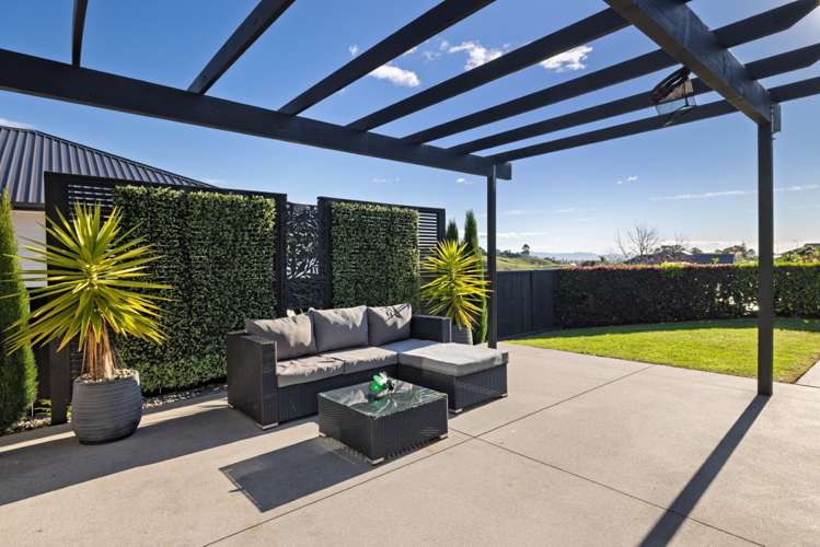 19 Ballintoy Park Drive Welcome Bay_8