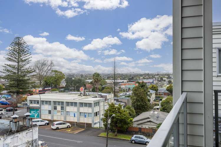 3G/3 Keystone Avenue Mount Roskill_10