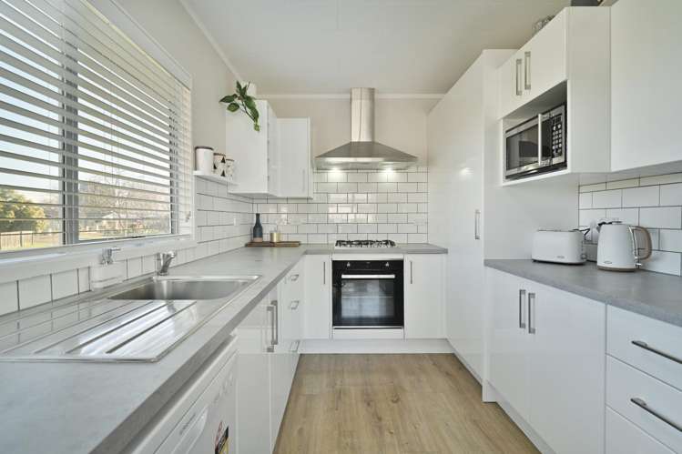 32 Ardrossan Avenue Flaxmere_7