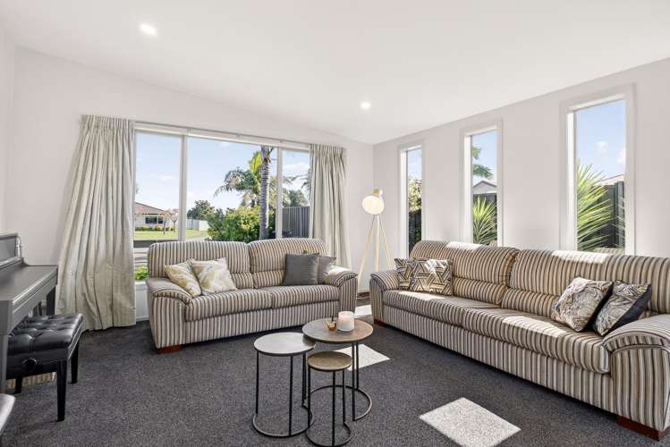 15 Pohutukawa Grove Lytton West_12