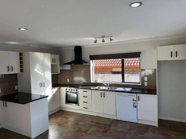 B/38 Hetherington Road Ranui_2