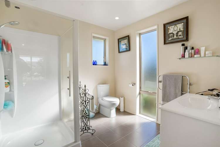 33 Longwood Drive Winton_13