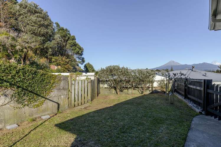 15 Simons Street Moturoa_12