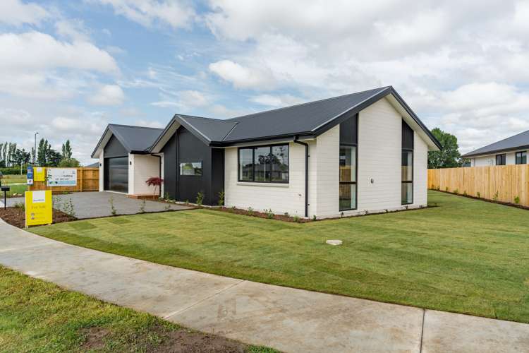 24 Cleaver Street Woodend_24