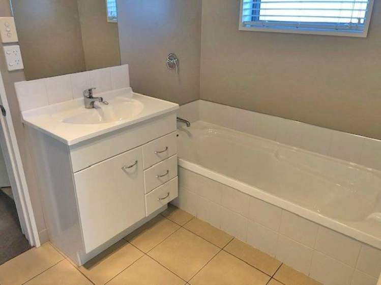 31 Cardale St Darfield_10