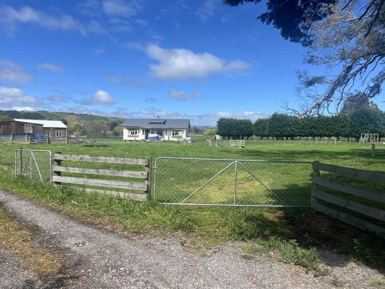 354D Manaia Road Homebush_14