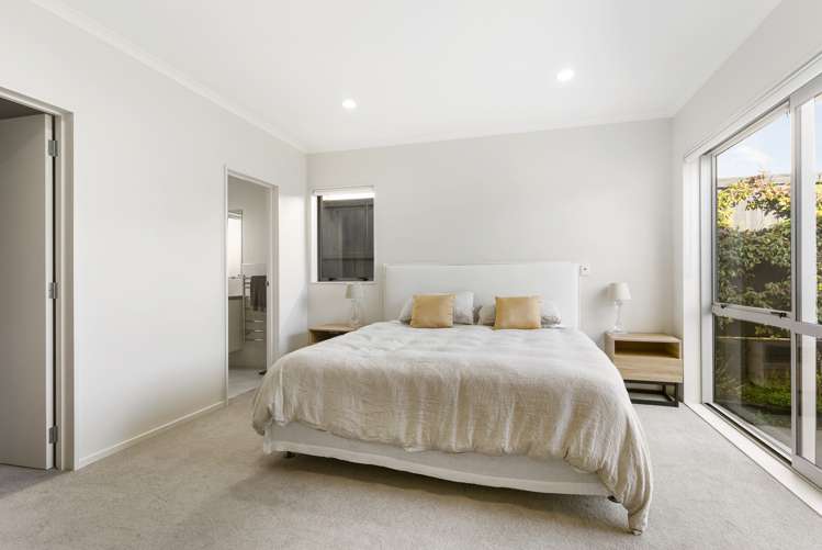 30 Costa Viva Crescent Karaka_5