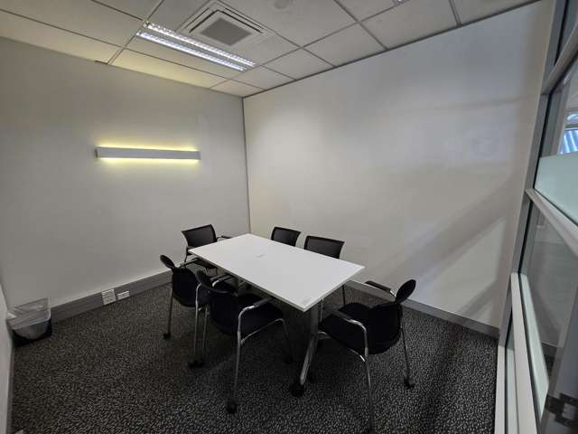 6/20-24 Lambie Drive Manukau City_1