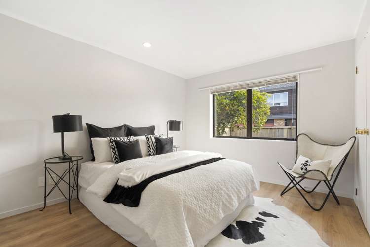 2/133 Pah Road Royal Oak_8