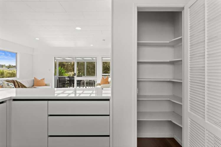 25 Dobell Road Stanmore Bay_6