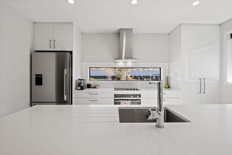 11 Howden Drive Jacks Point_6