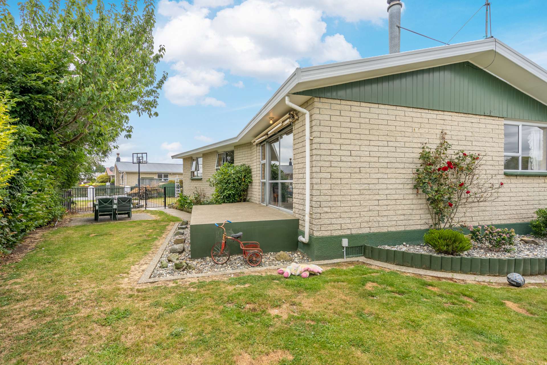 66 Renfrew Street Waikiwi_0