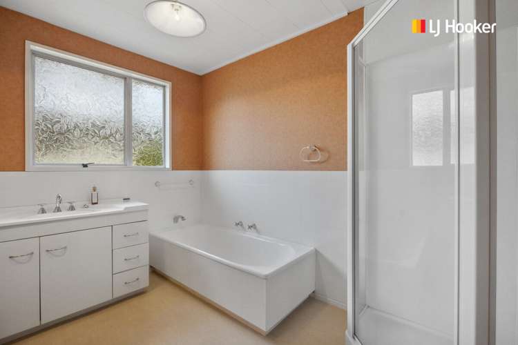 105 Barr Street Kenmure_11