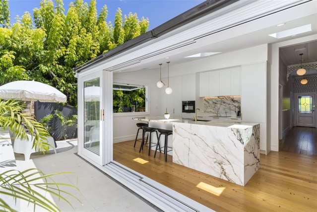 3/92 Victoria Road Devonport_4