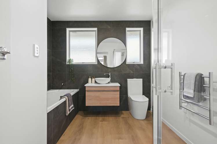 1/56 Matlock Street Woolston_6