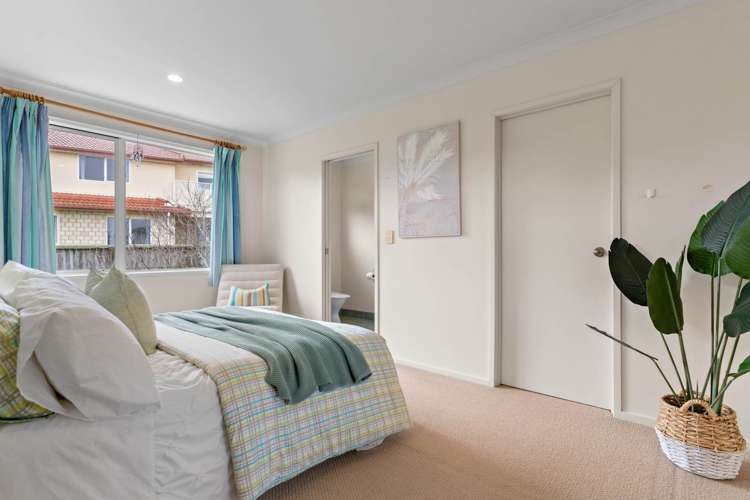 10 Waikura Drive Te Atatu Peninsula_12