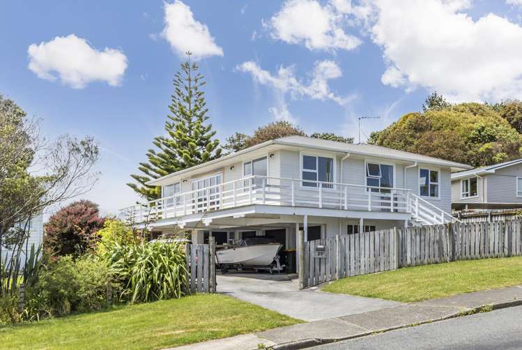 29 Tirowhanga Road Paremata_11