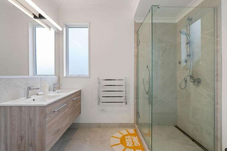 3 Makara Road Karori_20