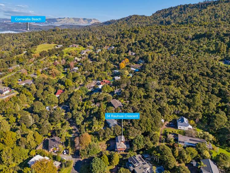 34 Rauhuia Crescent Parau_31