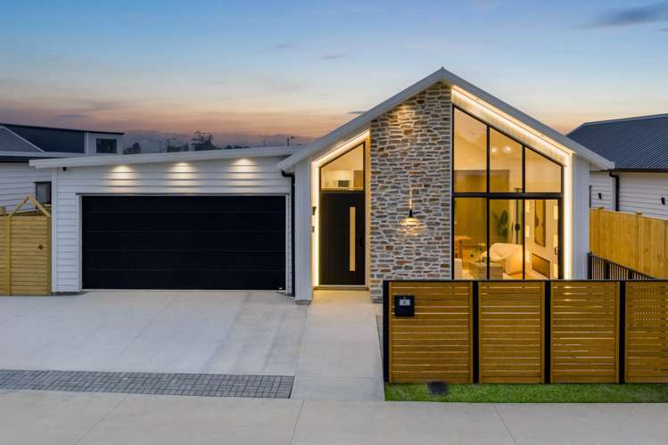 6 & 8 Tuwai Crescent Opaheke_29